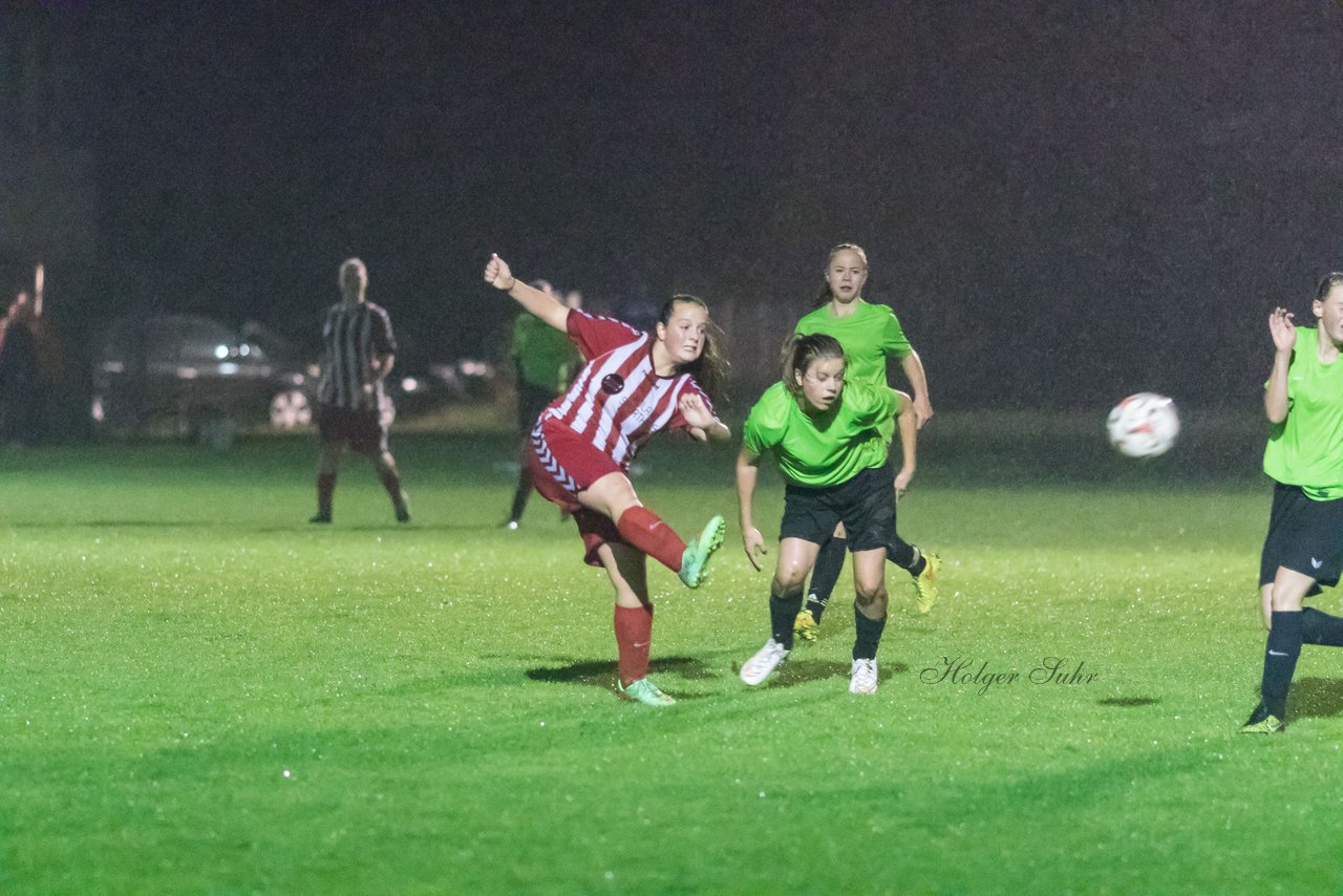 Bild 246 - B-Juniorinnen TuS Tensfeld - MTSV Olympia Neumnster : Ergebnis: 4:1